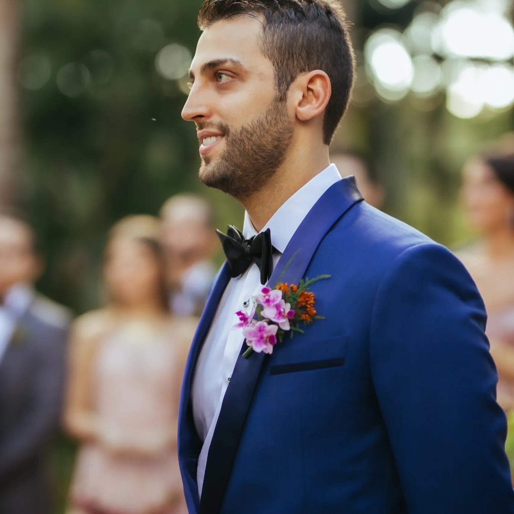 Groom boutonniere detail