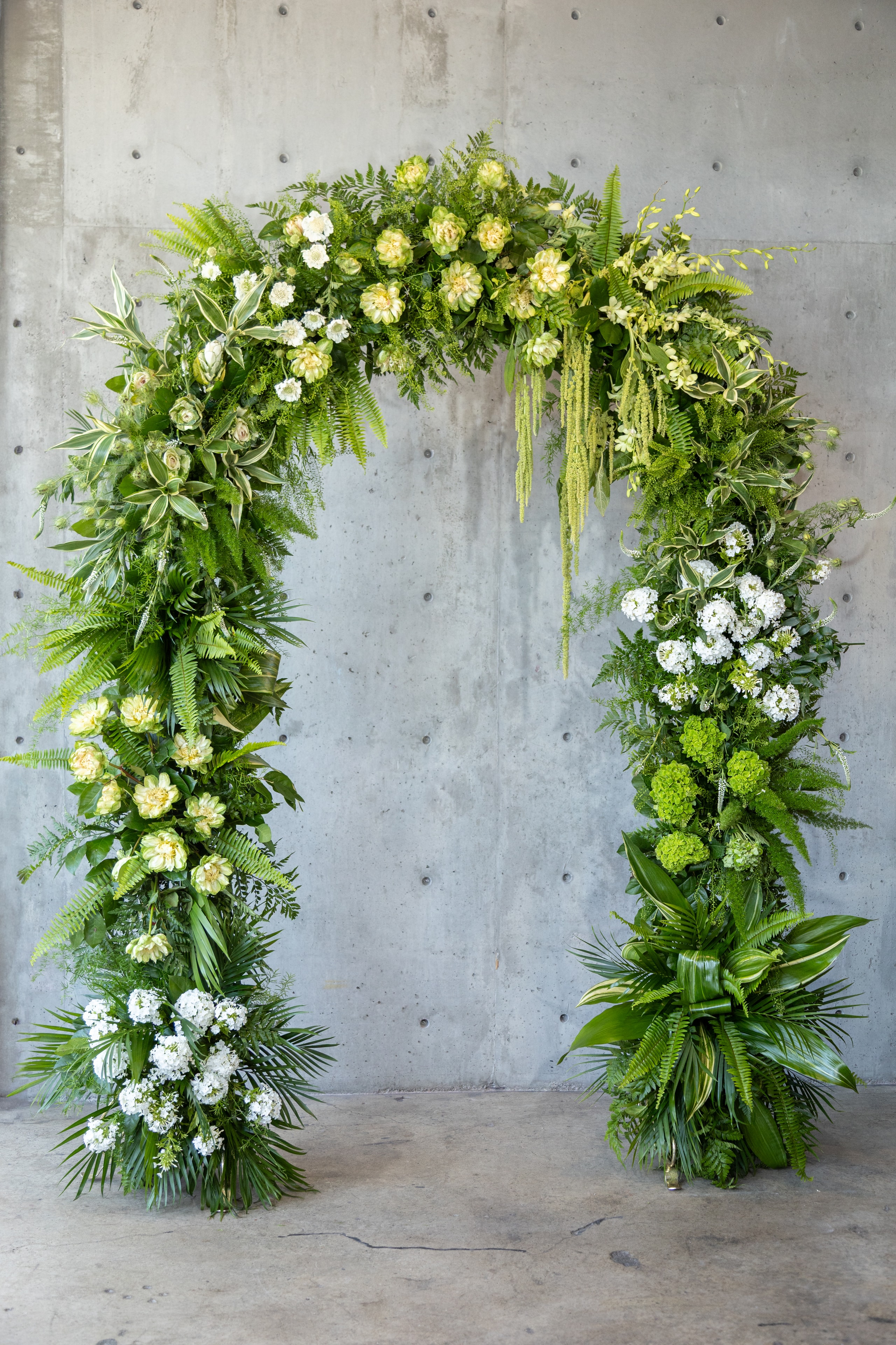 Floral table centerpiece